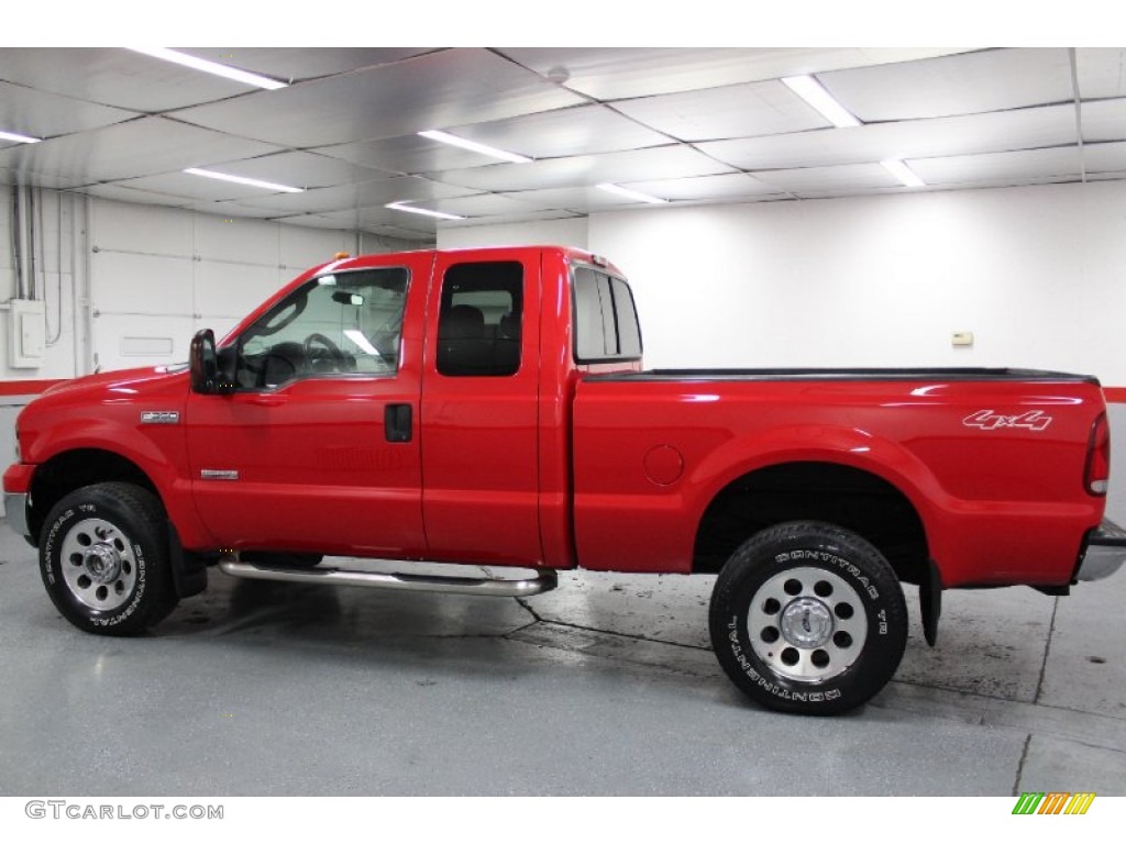 Red Clearcoat 2006 Ford F350 Super Duty XLT SuperCab 4x4 Exterior Photo #74393311