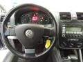 Black Uni - Jetta SE Sedan Photo No. 22