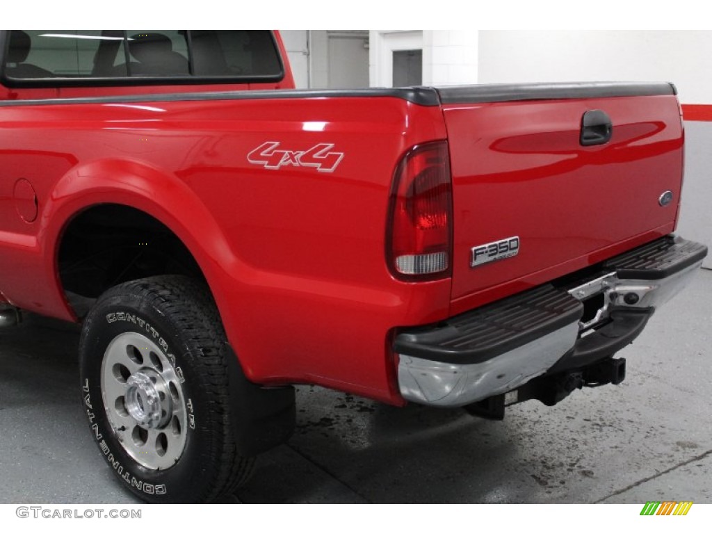 2006 F350 Super Duty XLT SuperCab 4x4 - Red Clearcoat / Medium Flint photo #24