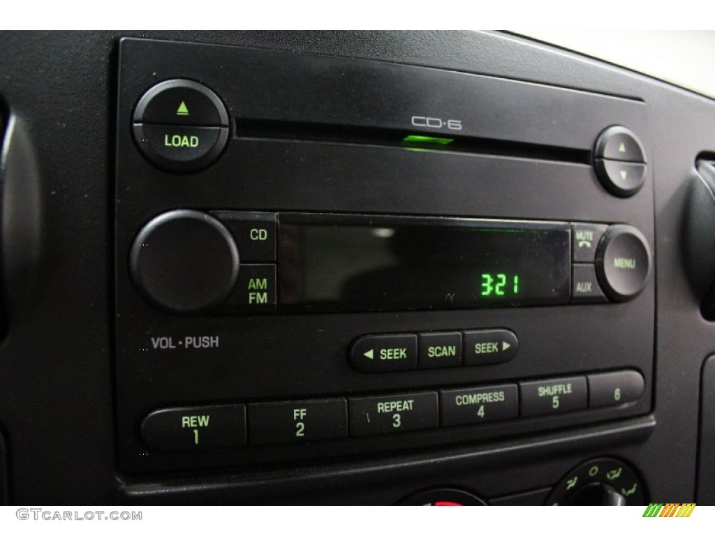 2006 Ford F350 Super Duty XLT SuperCab 4x4 Audio System Photo #74395060