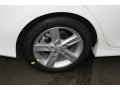 Super White - Camry SE Photo No. 9