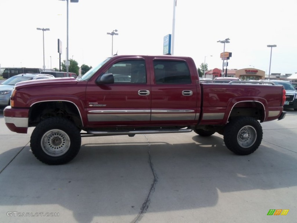 2005 Silverado 2500HD LT Crew Cab 4x4 - Sport Red Metallic / Dark Charcoal photo #5