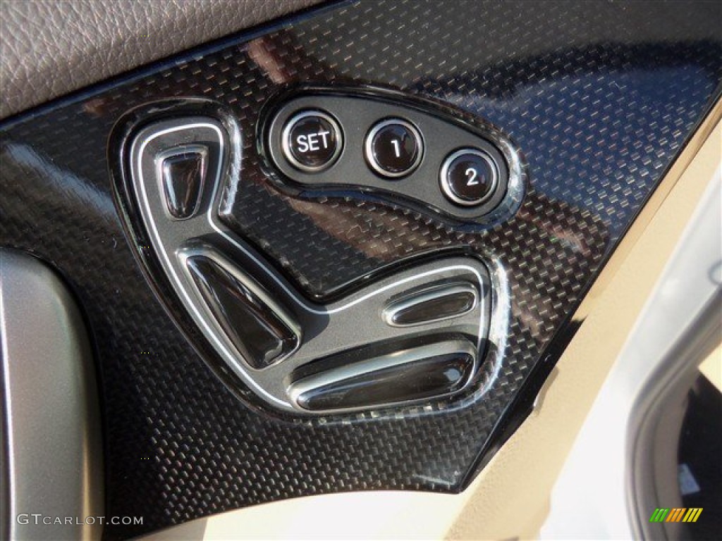 2013 Hyundai Azera Standard Azera Model Controls Photo #74396080