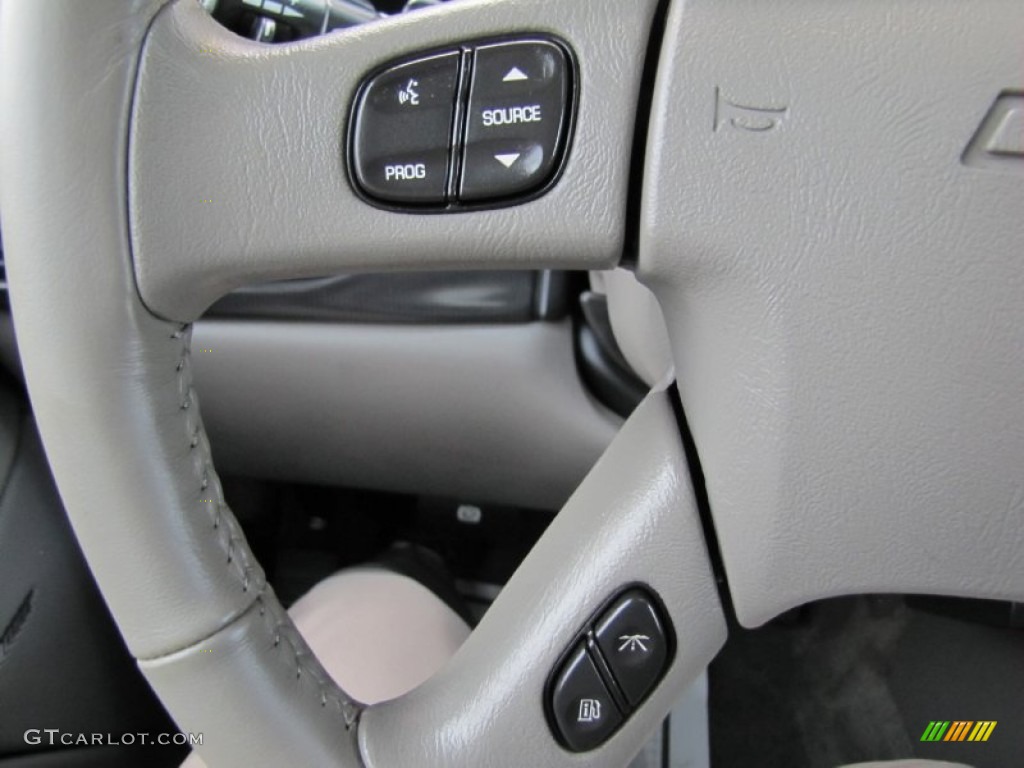 2006 Chevrolet Suburban LTZ 1500 4x4 Controls Photo #74397013
