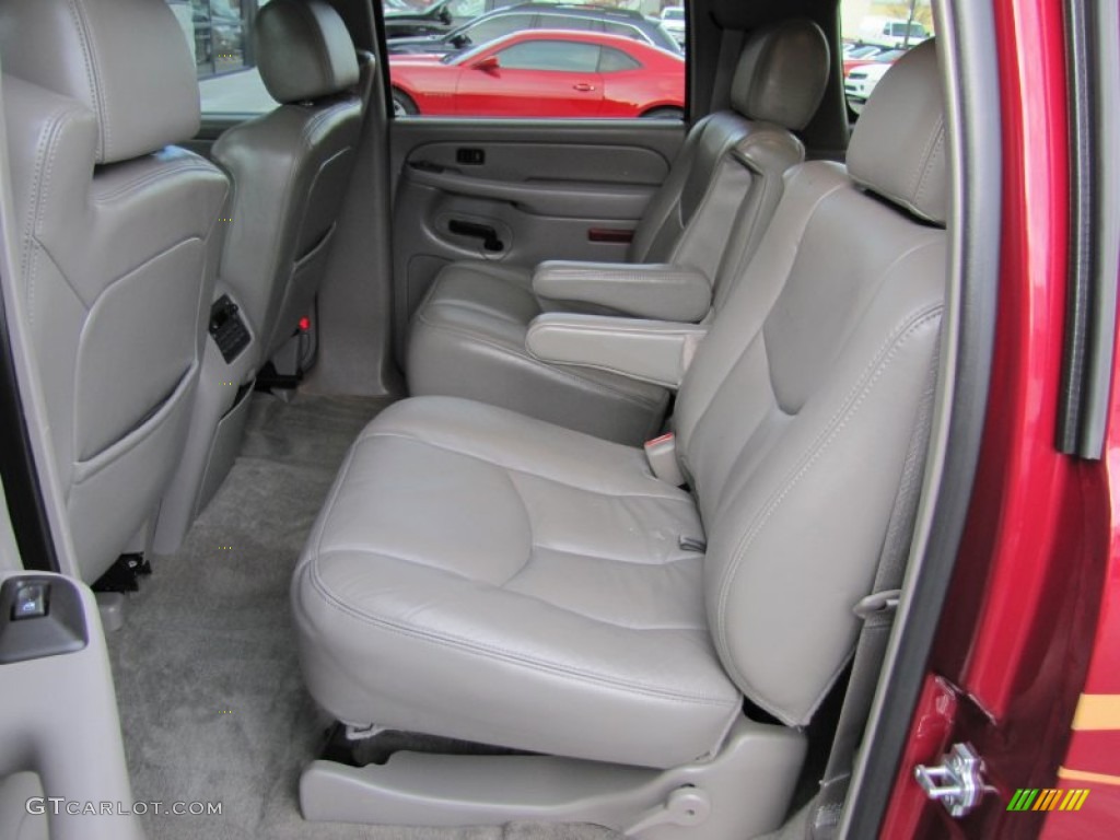2006 Chevrolet Suburban LTZ 1500 4x4 Rear Seat Photo #74397415
