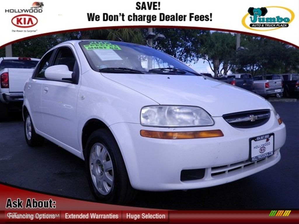 2005 Aveo LT Sedan - Summit White / Gray photo #1