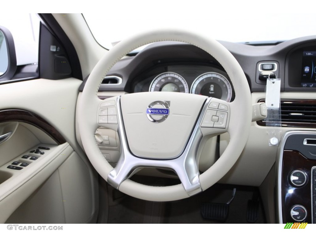 2013 Volvo XC70 T6 AWD T6 Soft Beige/Sandstone Steering Wheel Photo #74400013