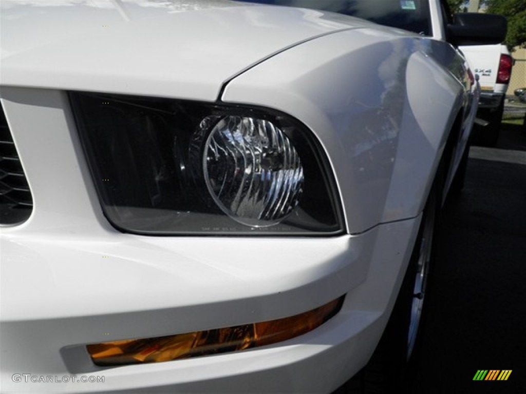 2007 Mustang V6 Deluxe Convertible - Performance White / Roush Black/Grey photo #7