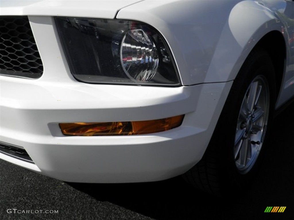 2007 Mustang V6 Deluxe Convertible - Performance White / Roush Black/Grey photo #8