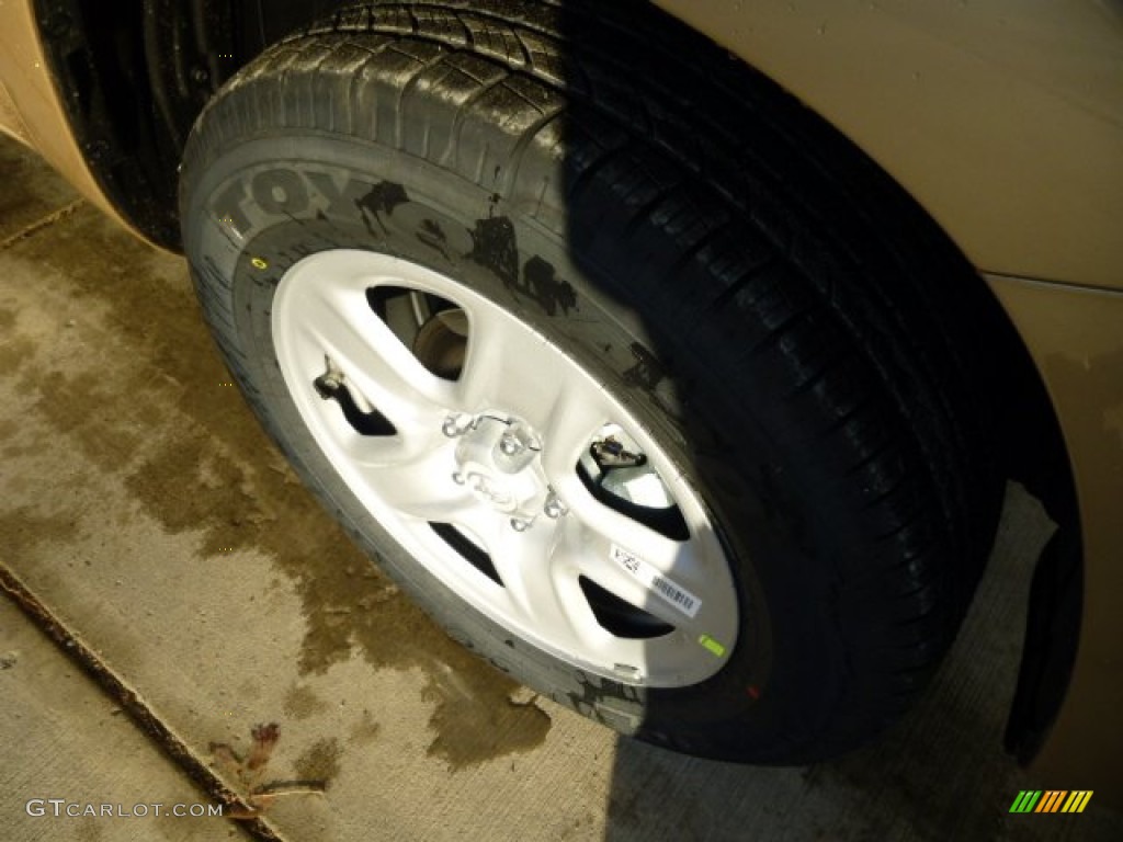 2012 RAV4 I4 4WD - Sandy Beach Metallic / Sand Beige photo #8