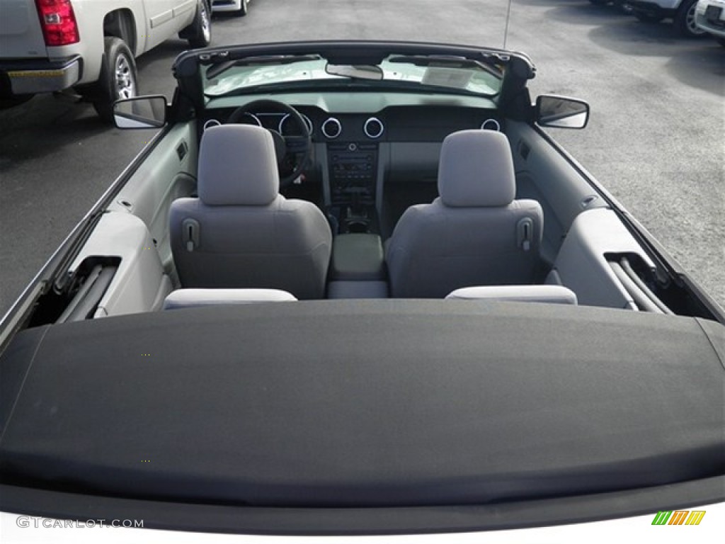 2007 Mustang V6 Deluxe Convertible - Performance White / Roush Black/Grey photo #28