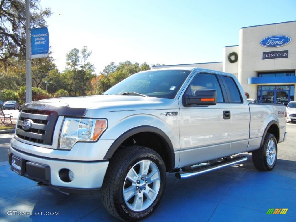 2010 F150 FX4 SuperCab 4x4 - Ingot Silver Metallic / Black photo #1