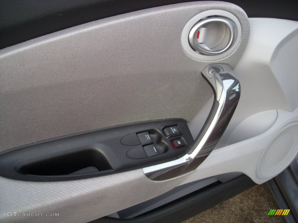 2011 Honda CR-Z EX Sport Hybrid Gray Fabric Door Panel Photo #74405209