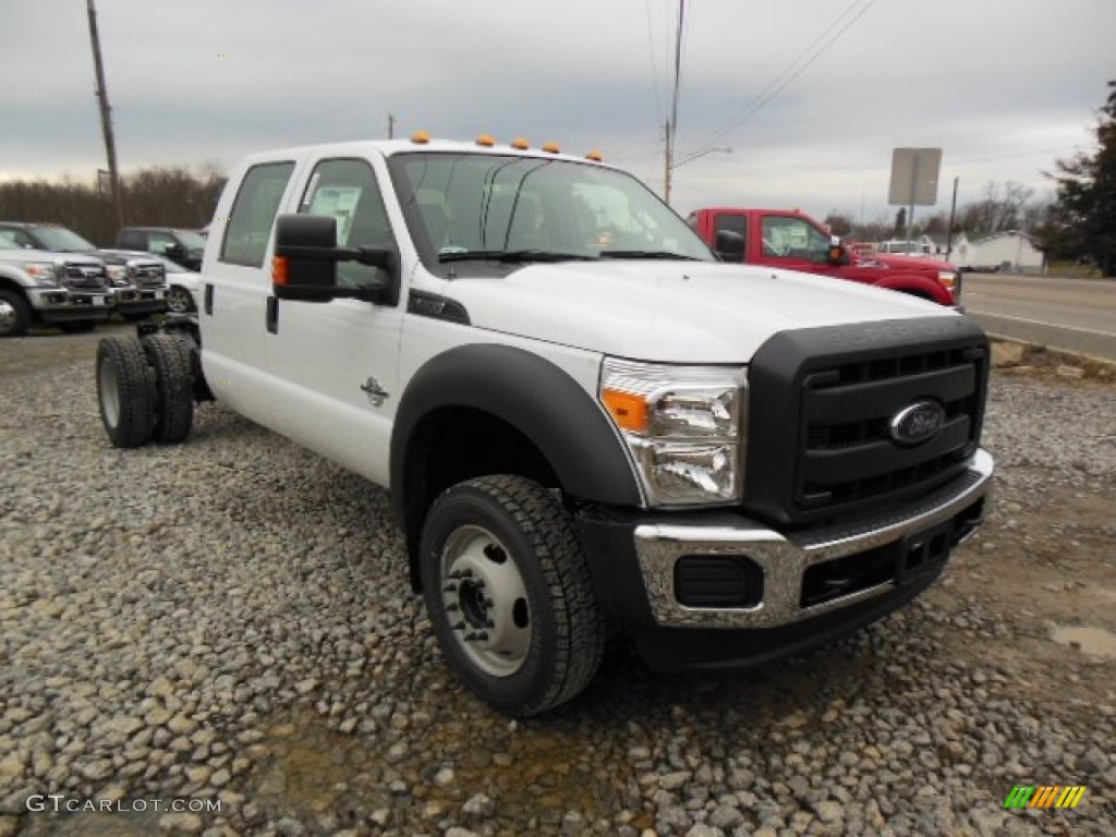 Oxford White 2013 Ford F550 Super Duty XL Crew Cab Chassis 4x4 Exterior Photo #74406205