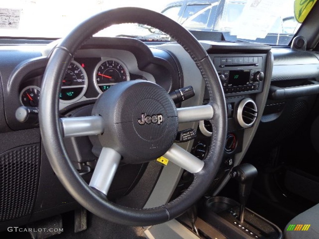 2009 Jeep Wrangler Sahara 4x4 Steering Wheel Photos
