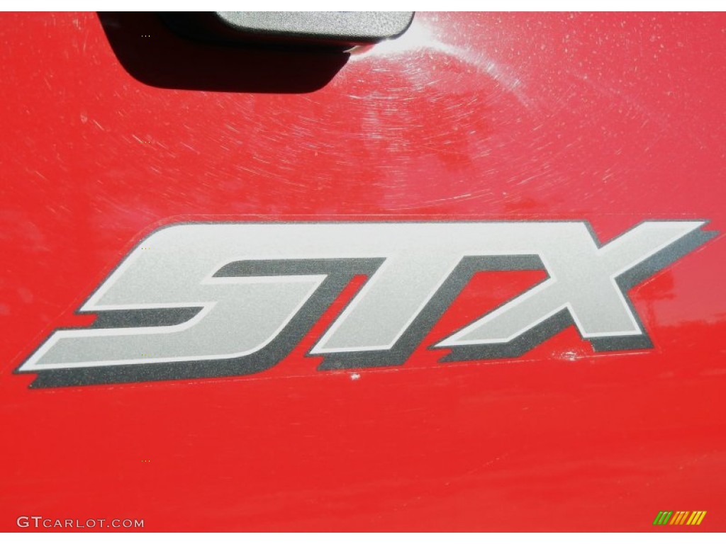 2005 F150 STX Regular Cab Flareside - Bright Red / Medium Flint Grey photo #12