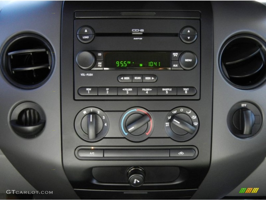 2005 F150 STX Regular Cab Flareside - Bright Red / Medium Flint Grey photo #20