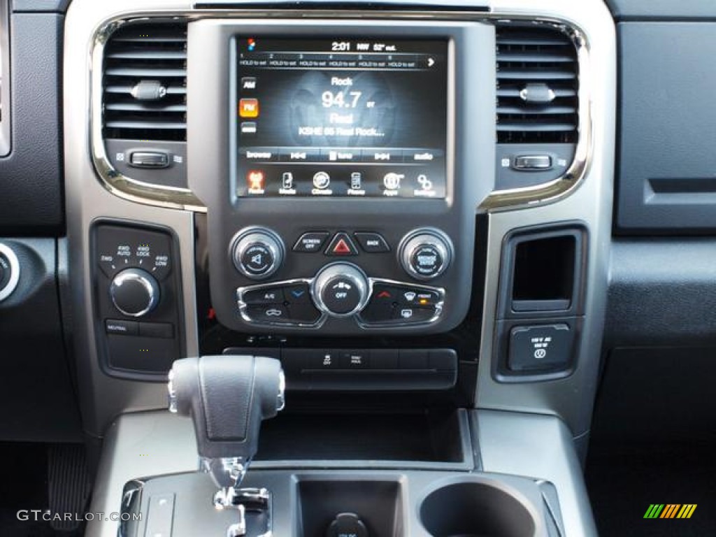 2013 Ram 1500 Sport Quad Cab 4x4 Controls Photo #74406937