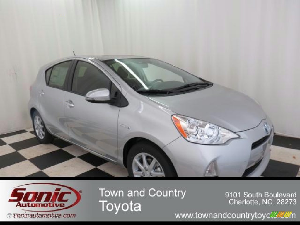2012 Prius c Hybrid Three - Classic Silver Metallic / Light Blue Gray/Black photo #1