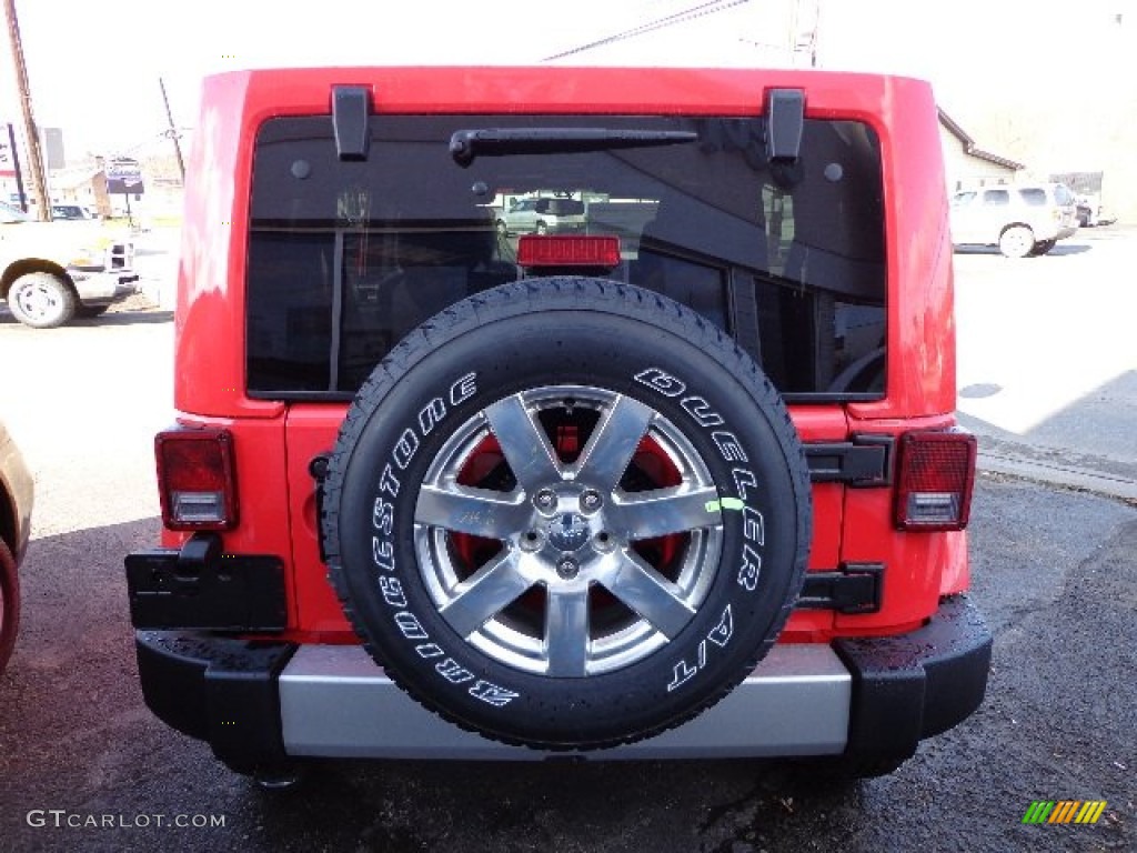 2013 Wrangler Unlimited Sahara 4x4 - Rock Lobster Red / Black photo #3