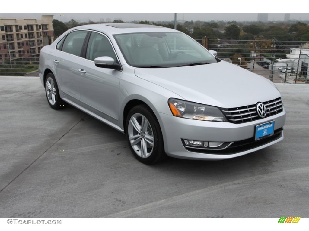 2013 Passat V6 SEL - Reflex Silver Metallic / Moonrock Gray photo #1