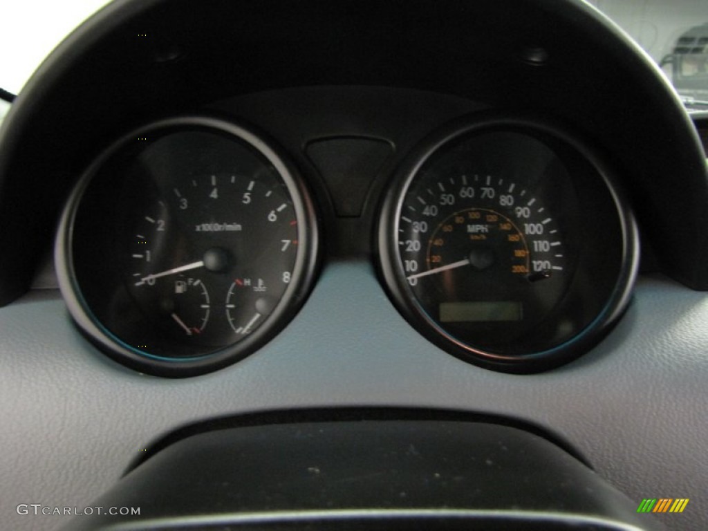 2004 Aveo Sedan - Summit White / Gray photo #17