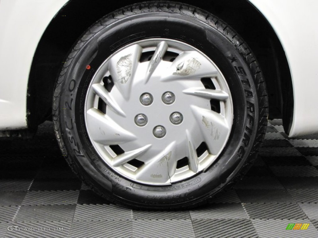 2004 Aveo Sedan - Summit White / Gray photo #21