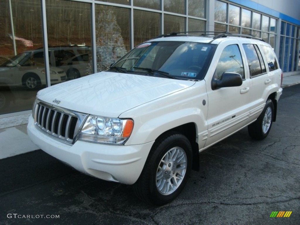 2004 Grand Cherokee Limited 4x4 - Stone White / Taupe photo #1