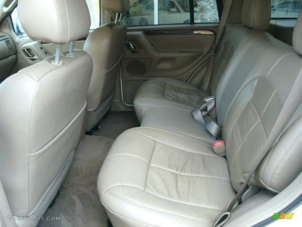 2004 Grand Cherokee Limited 4x4 - Stone White / Taupe photo #6