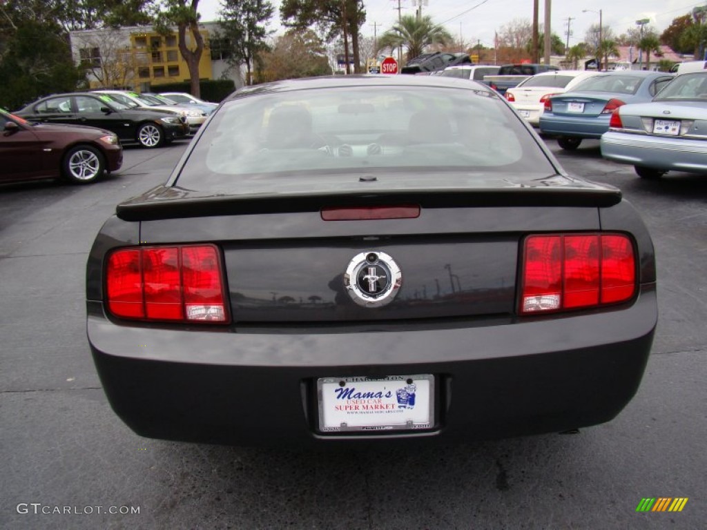 2007 Mustang V6 Deluxe Coupe - Alloy Metallic / Dark Charcoal photo #8