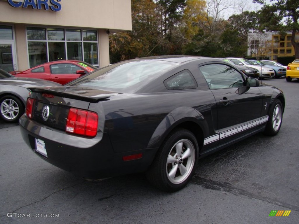 2007 Mustang V6 Deluxe Coupe - Alloy Metallic / Dark Charcoal photo #9