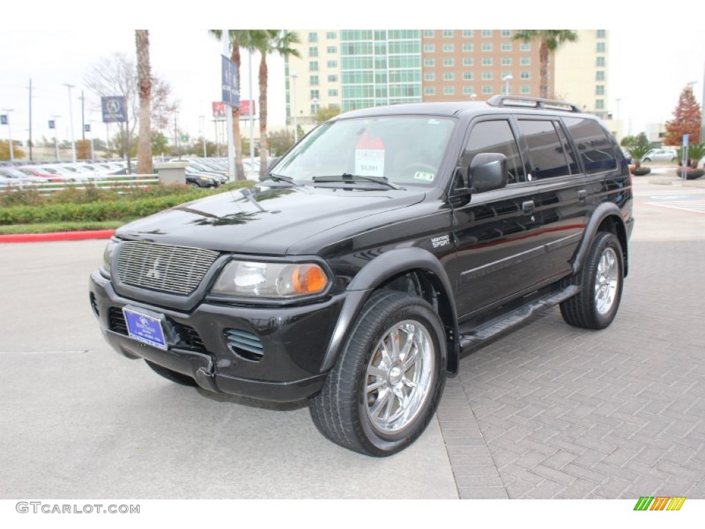 2003 Montero Sport LS - Solano Black Pearl / Tan photo #2