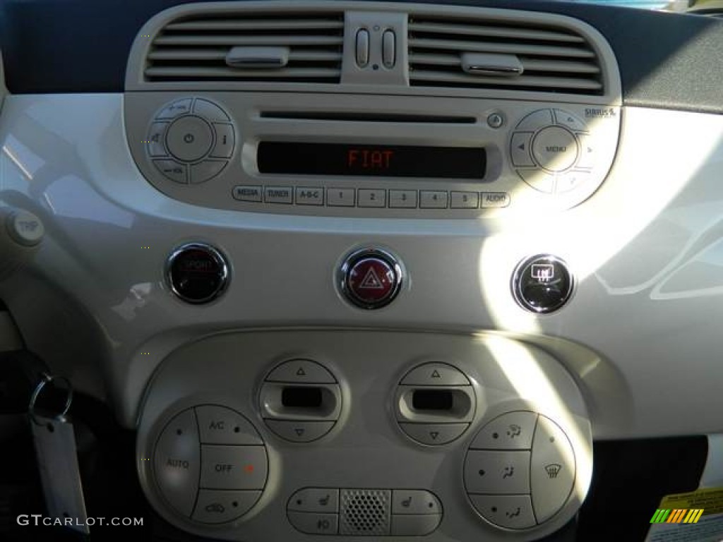 2013 Fiat 500 c cabrio Lounge Controls Photo #74419978