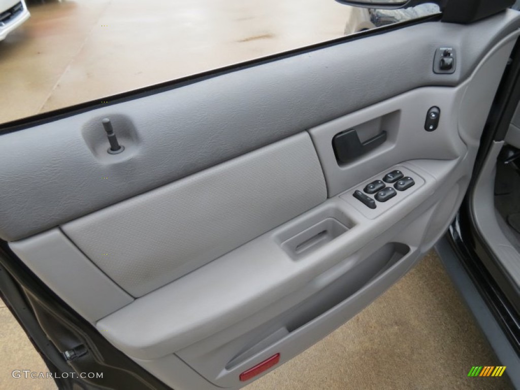 2005 Mercury Sable LS Sedan Medium Graphite Door Panel Photo #74420105