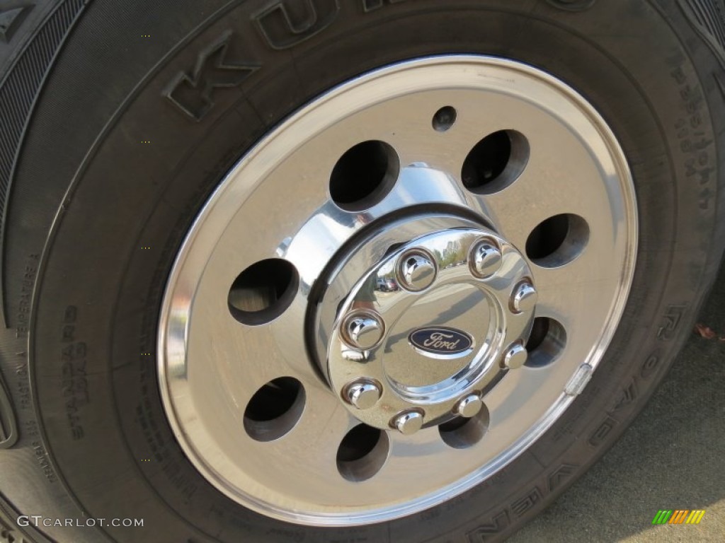 2005 Ford F250 Super Duty XLT Crew Cab Wheel Photos