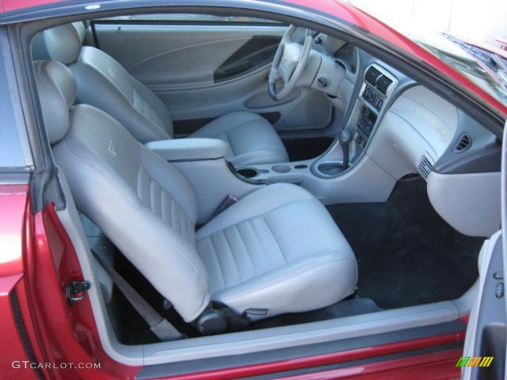 Medium Graphite Interior 2004 Ford Mustang GT Coupe Photo #74422549