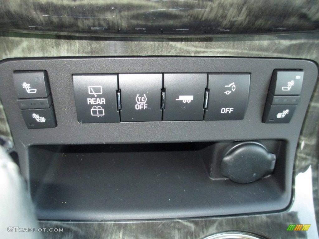 2013 Buick Enclave Leather Controls Photo #74424685