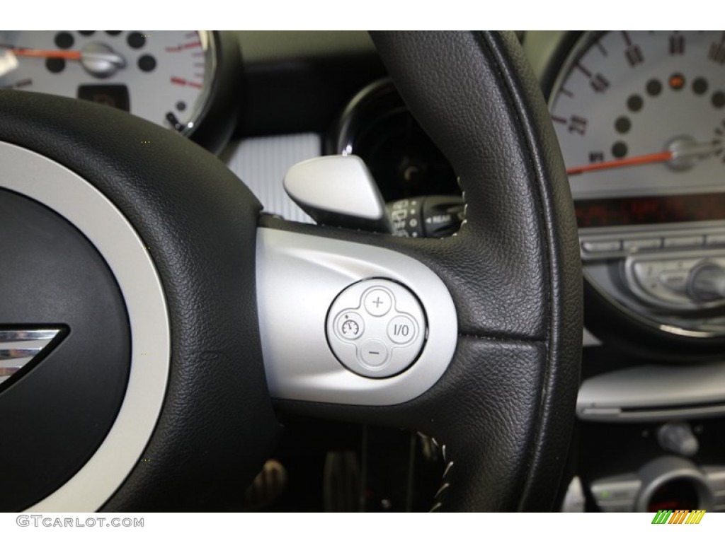 2010 Mini Cooper S Camden 50th Anniversary Hardtop Controls Photo #74426982