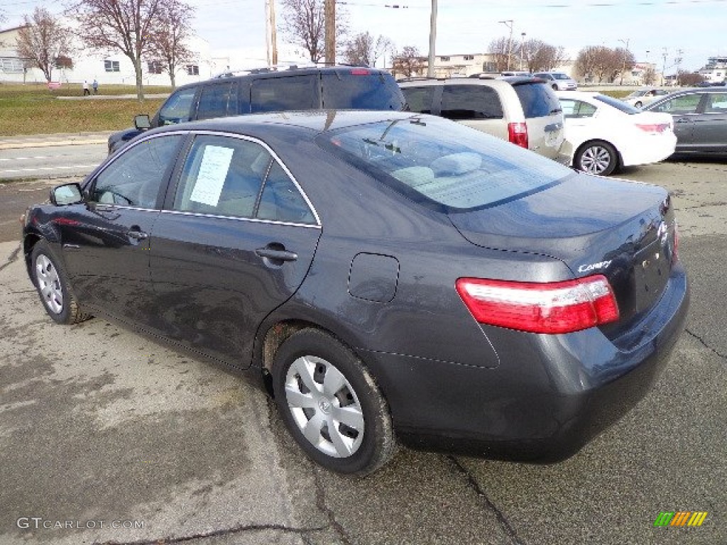 2009 Camry SE - Magnetic Gray Metallic / Ash photo #2