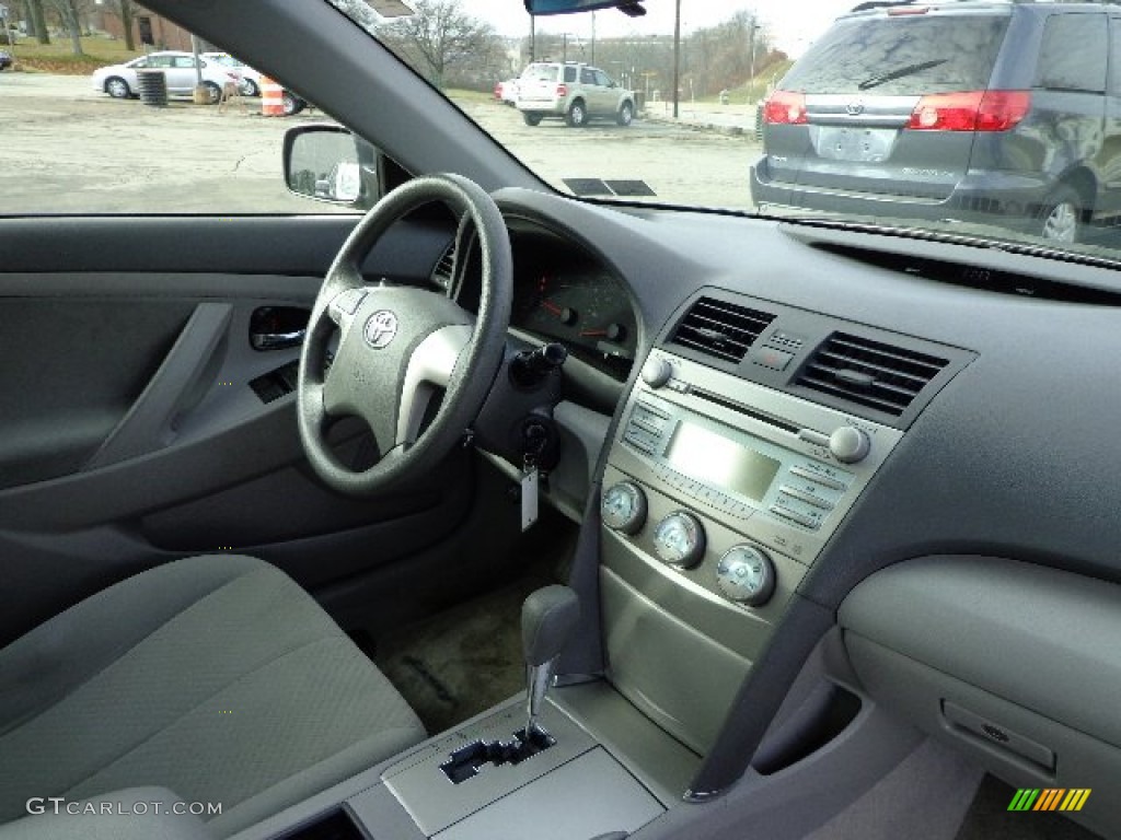 2009 Camry SE - Magnetic Gray Metallic / Ash photo #5