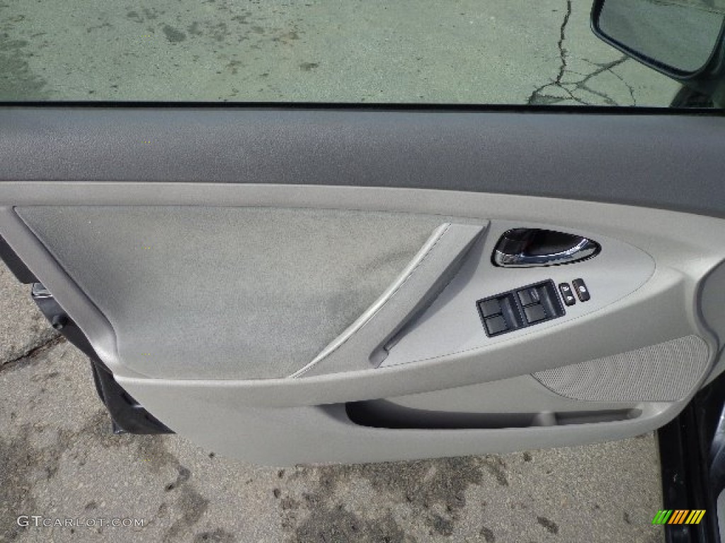 2009 Camry SE - Magnetic Gray Metallic / Ash photo #14