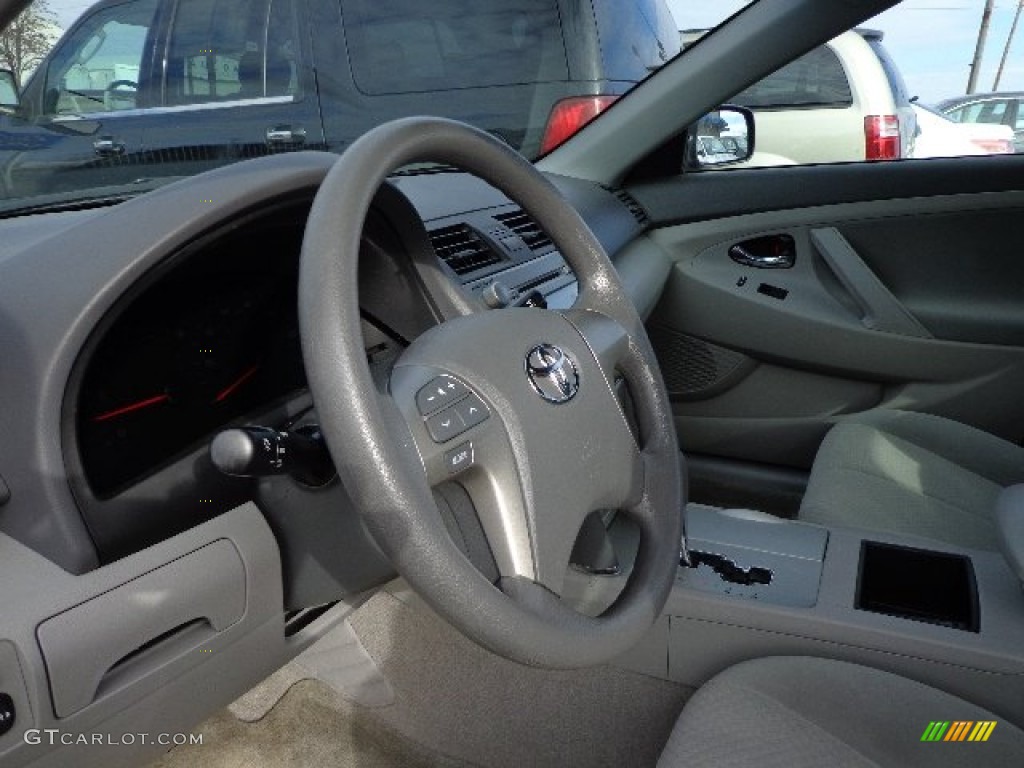 2009 Camry SE - Magnetic Gray Metallic / Ash photo #16