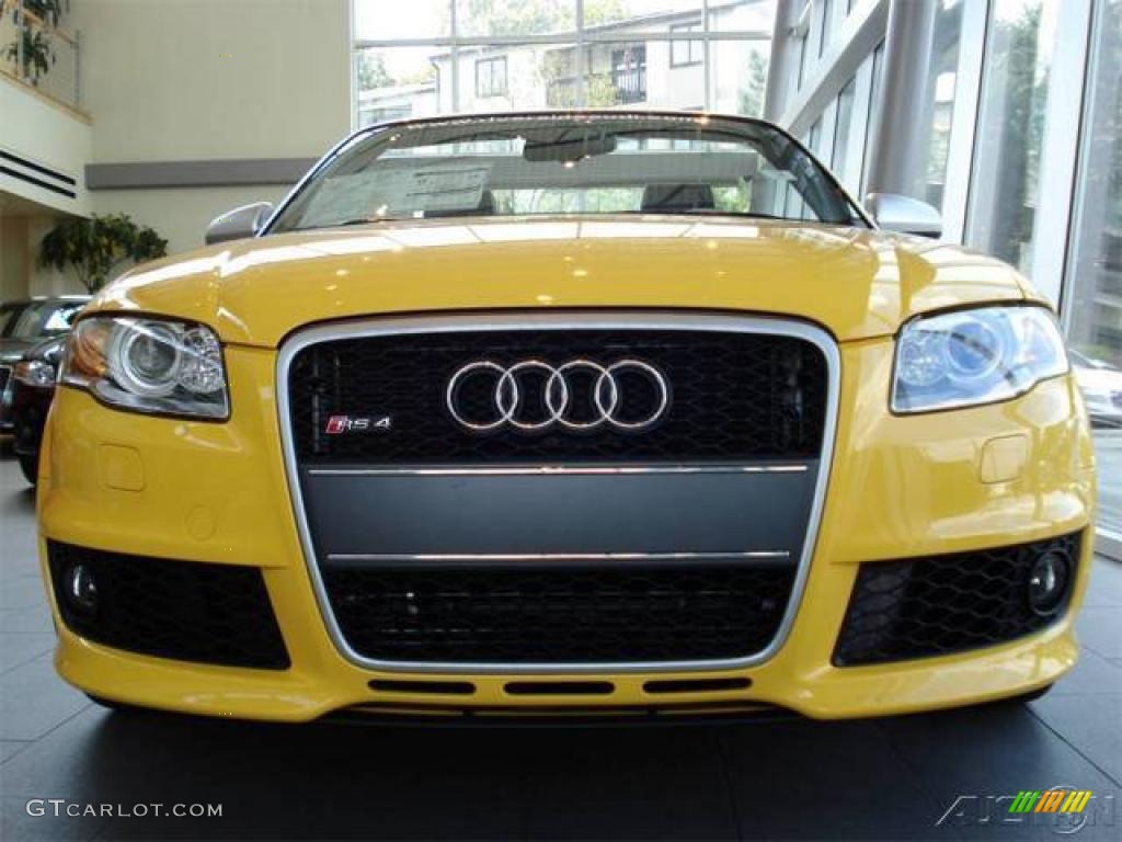 2008 RS4 4.2 quattro Convertible - Imola Yellow / Black photo #2