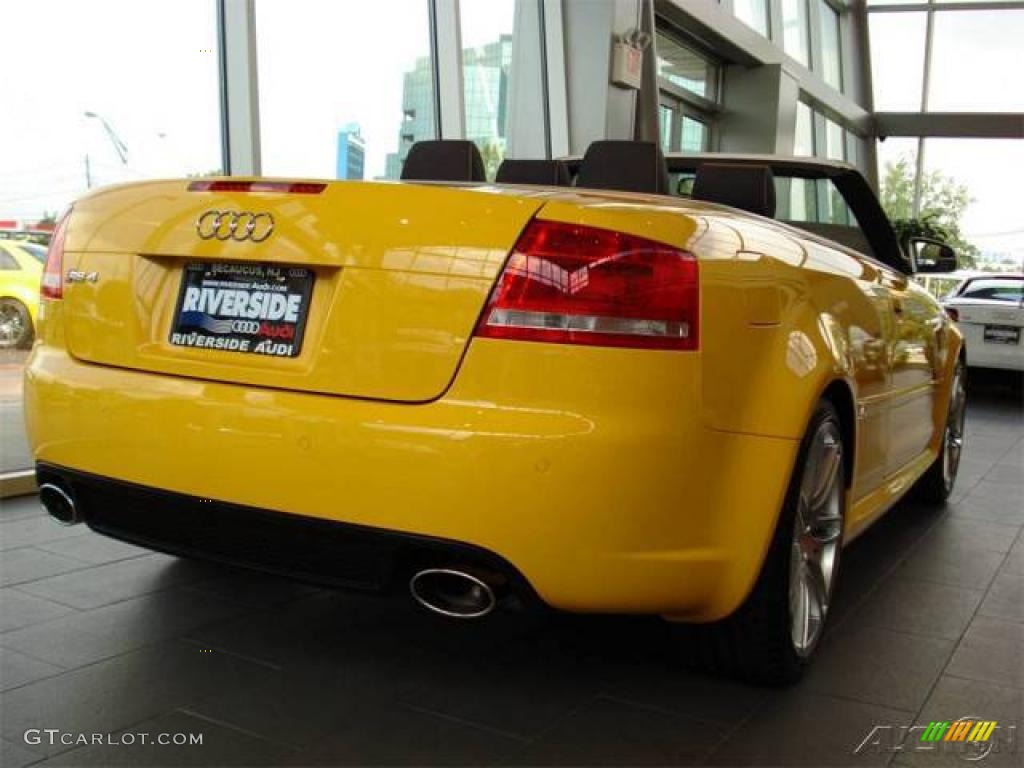 2008 RS4 4.2 quattro Convertible - Imola Yellow / Black photo #4