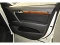 Calla White - Q7 3.6 Premium quattro Photo No. 42