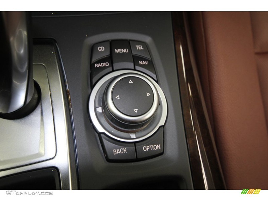 2012 BMW X5 xDrive35i Premium Controls Photo #74432077