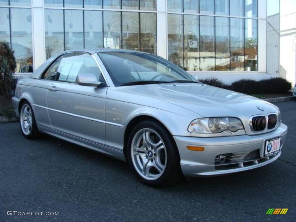 2002 3 Series 330i Convertible - Titanium Silver Metallic / Black photo #2