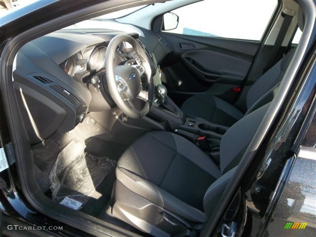 2013 Focus S Sedan - Tuxedo Black / Charcoal Black photo #18