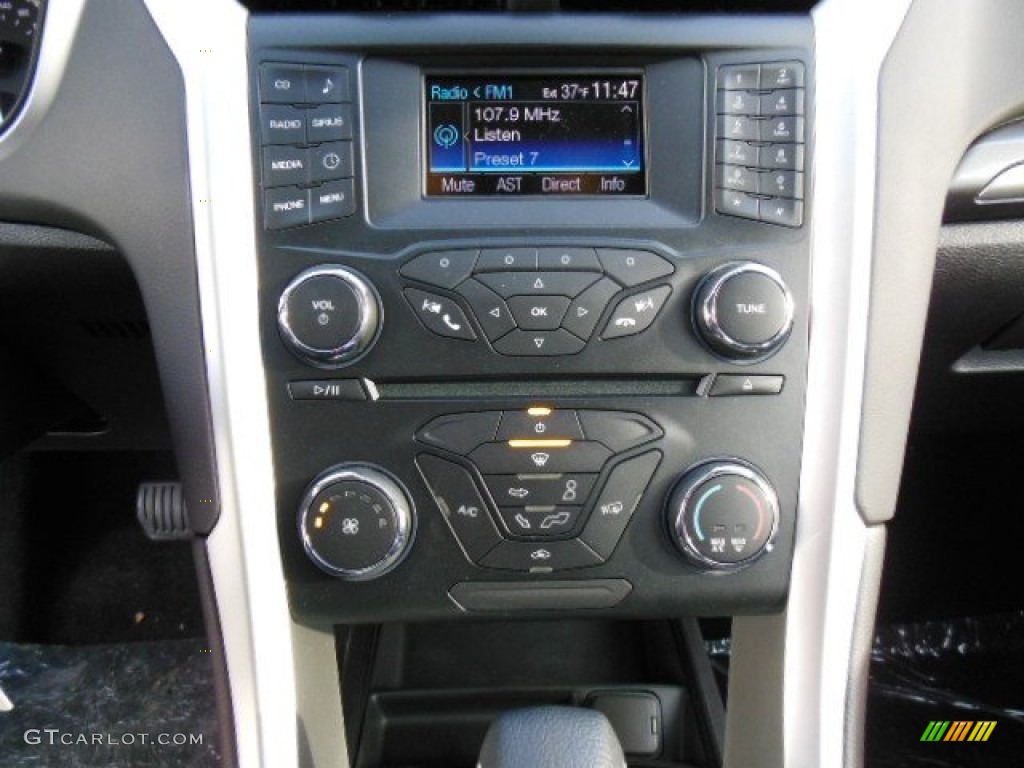 2013 Ford Fusion SE Controls Photo #74436039