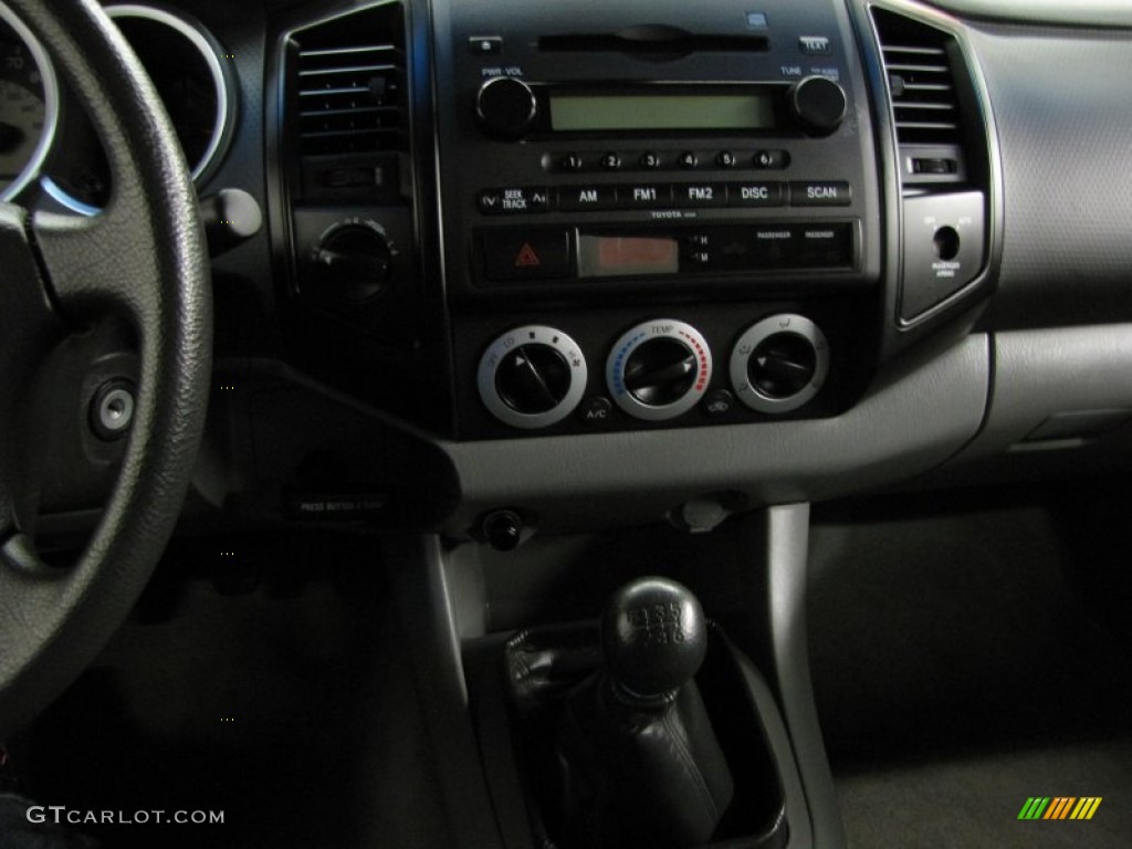 2007 Tacoma V6 Access Cab 4x4 - Impulse Red Pearl / Graphite Gray photo #22